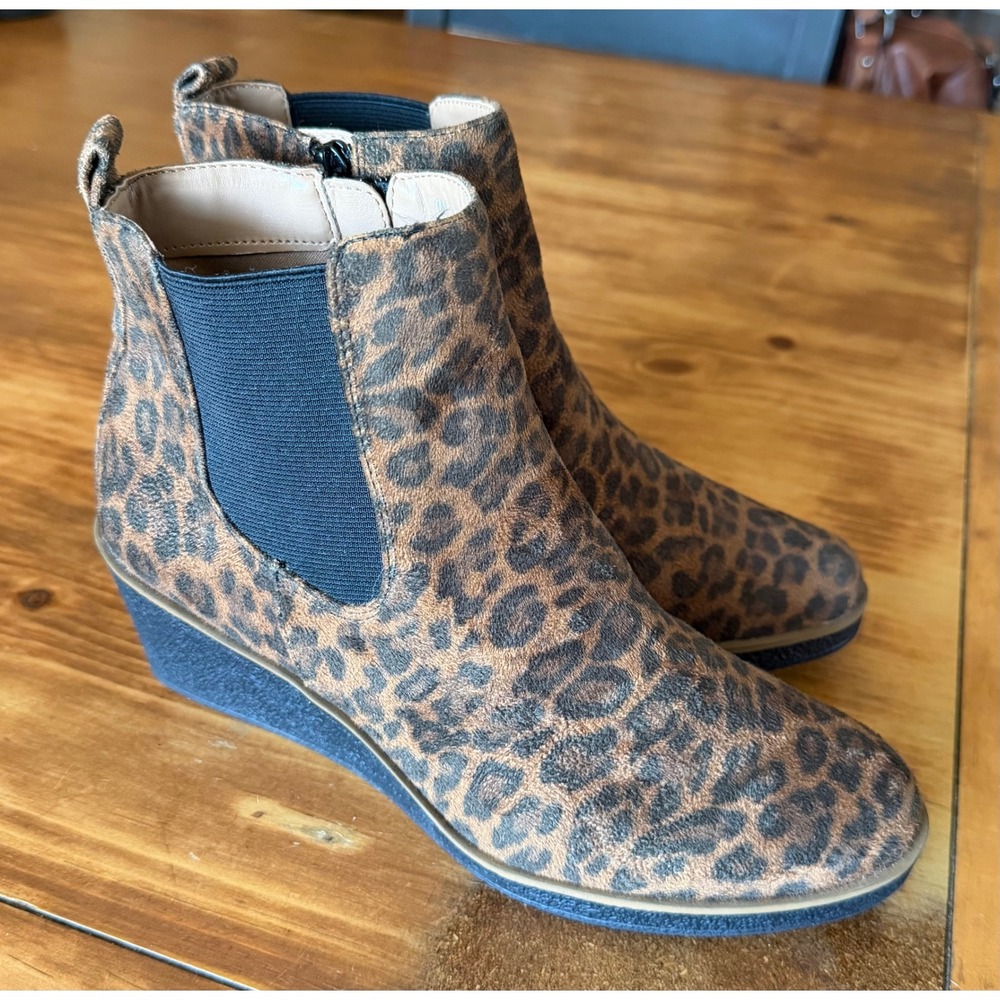 Aerosoles Womens Leopard Print Wedge Ankle Boots Brown Animal Print Zip Up 7 - Picture 2 of 10